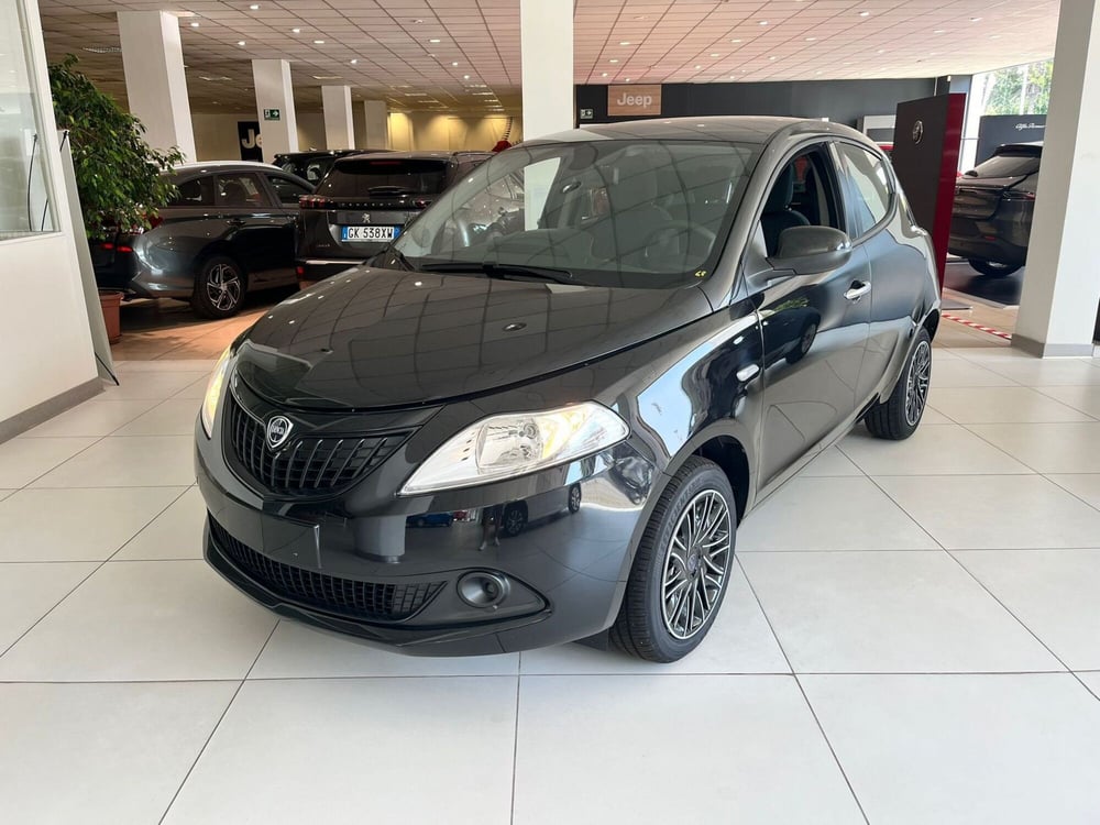 Lancia Ypsilon nuova a Milano