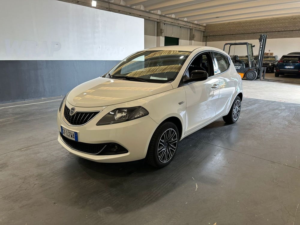 Lancia Ypsilon usata a Milano