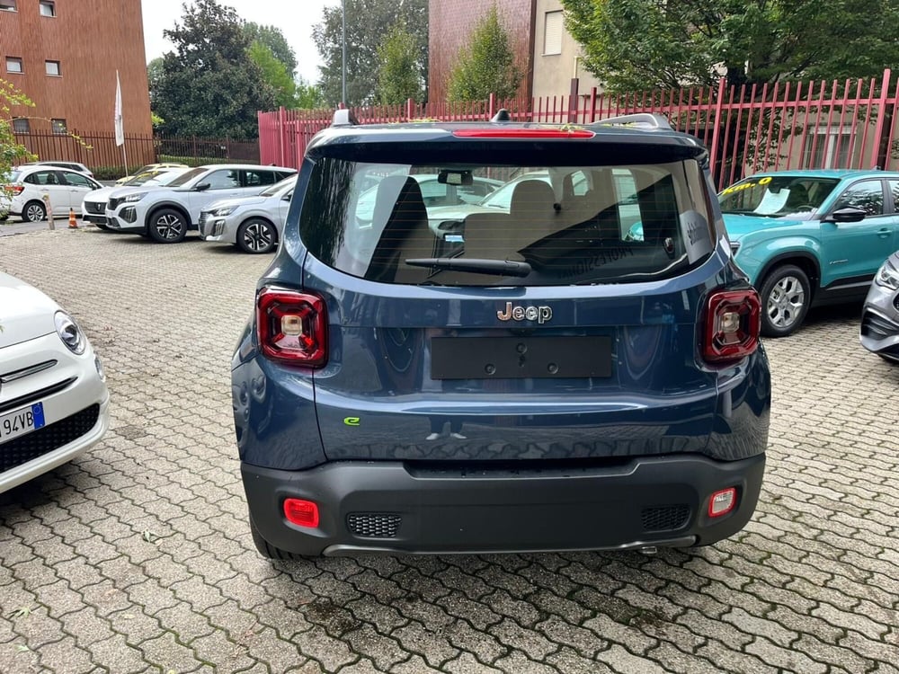 Jeep Renegade nuova a Milano (8)