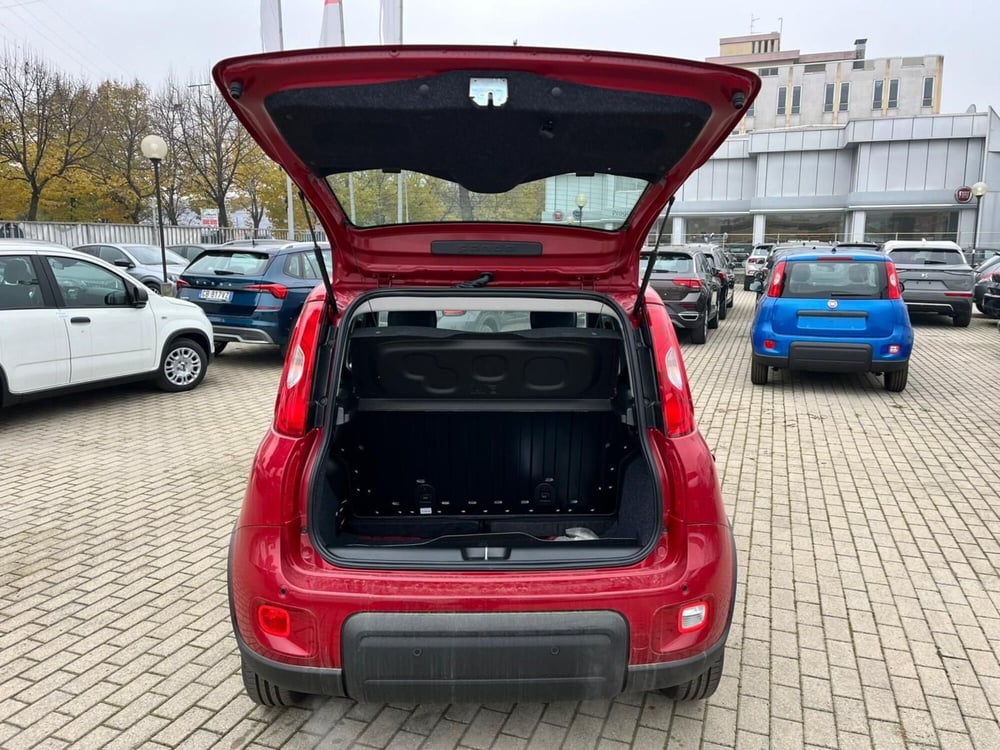 Fiat Panda Cross nuova a Milano (9)