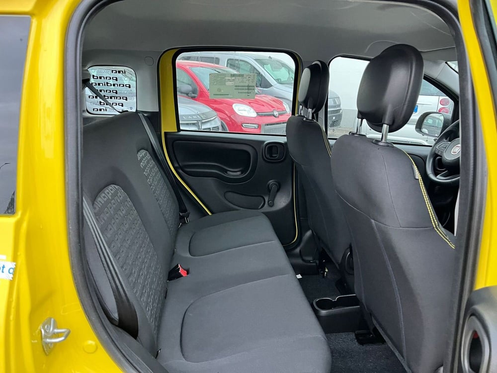 Fiat Panda Cross nuova a Milano (15)