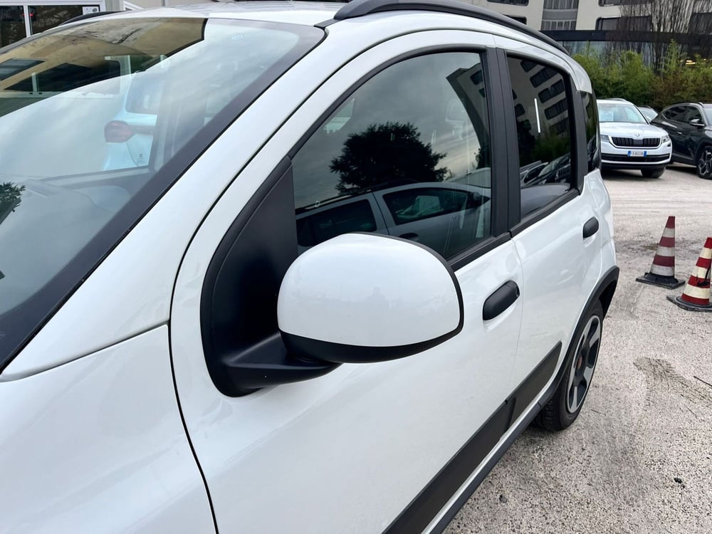 Fiat Panda Cross usata a Milano (11)