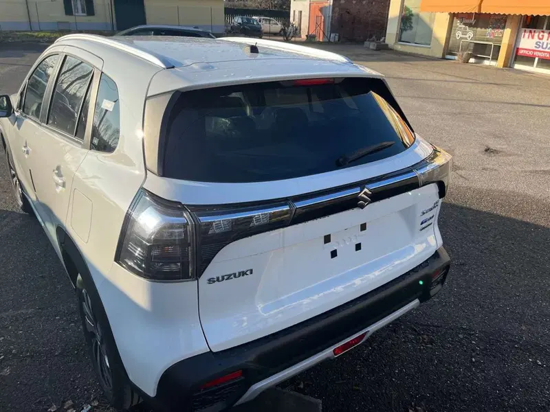 Suzuki S-Cross nuova a Alessandria (5)