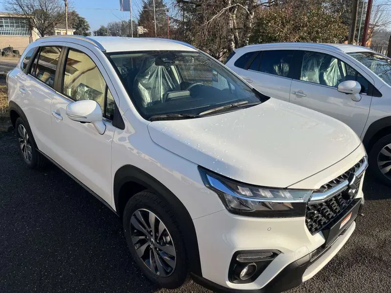 Suzuki S-Cross nuova a Alessandria (2)