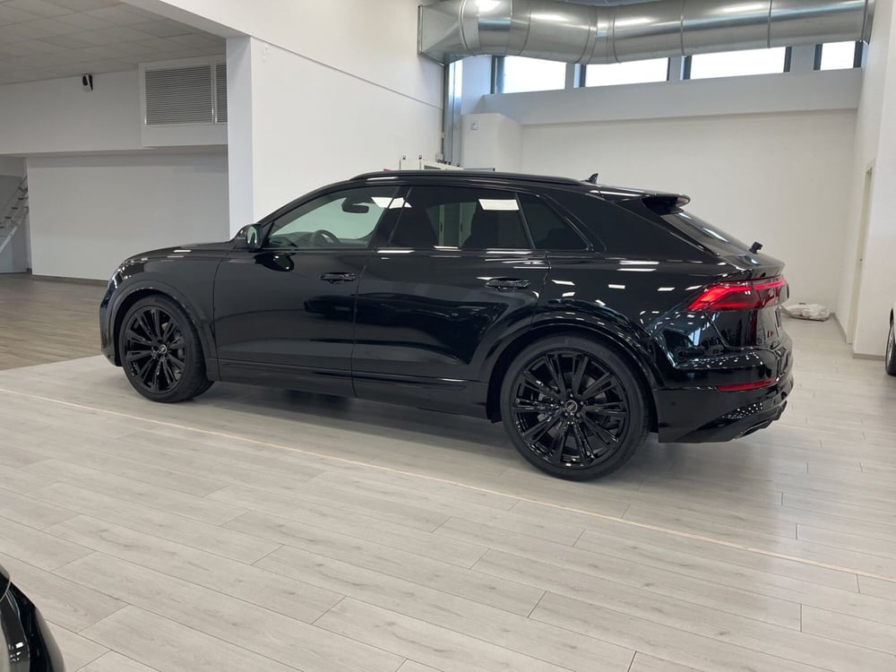 Audi Q8 nuova a Brescia (7)