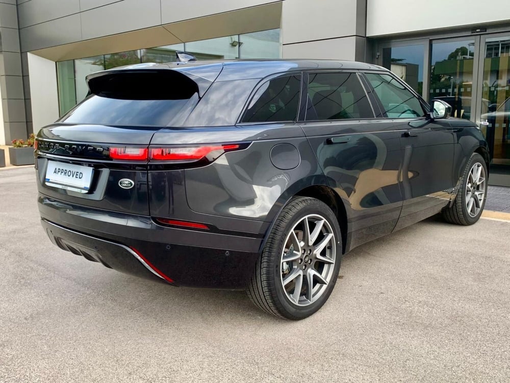 Land Rover Range Rover Velar usata a Bari (2)