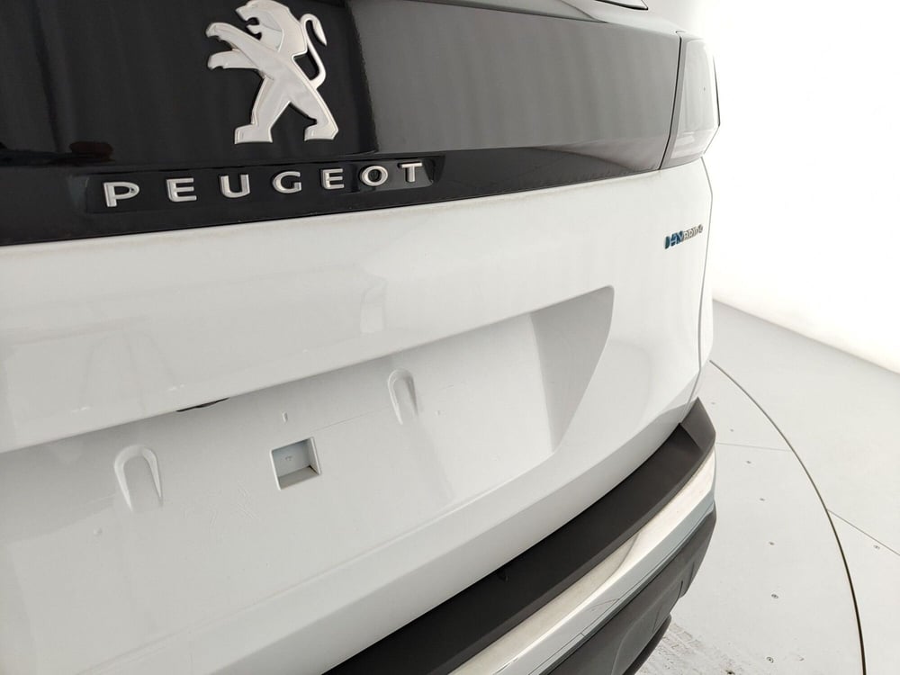 Peugeot 3008 nuova a Caserta (10)