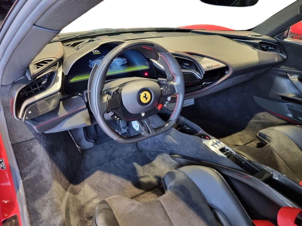 Ferrari SF90 Coupé nuova a Pistoia (7)