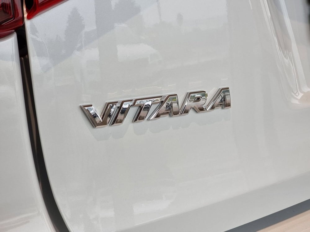 Suzuki Vitara nuova a Pistoia (6)