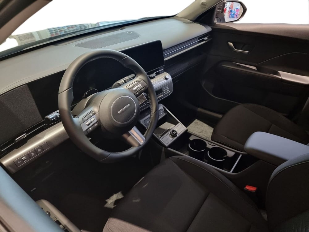 Hyundai Kona nuova a Pistoia (17)