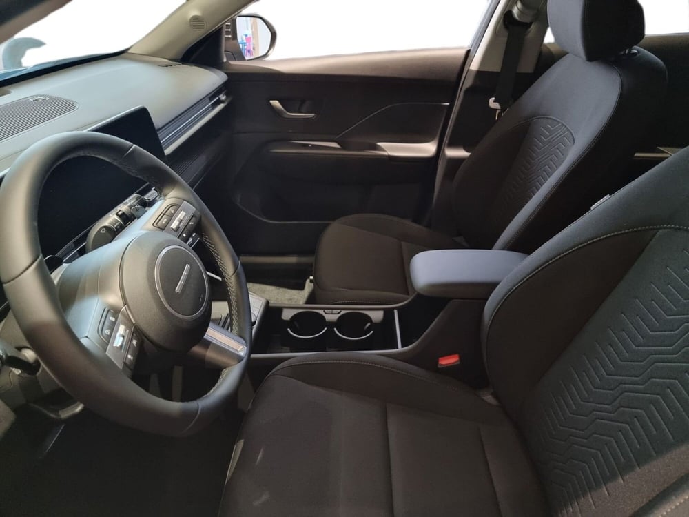 Hyundai Kona nuova a Pistoia (18)