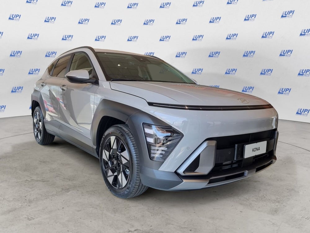 Hyundai Kona nuova a Pistoia (3)