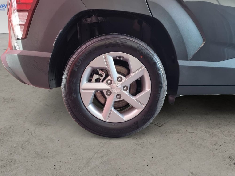 Hyundai Kona nuova a Pistoia (8)