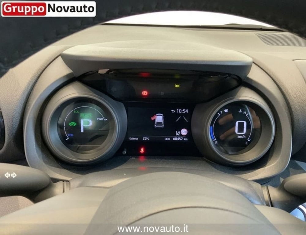 Toyota Yaris Cross usata a Varese (7)