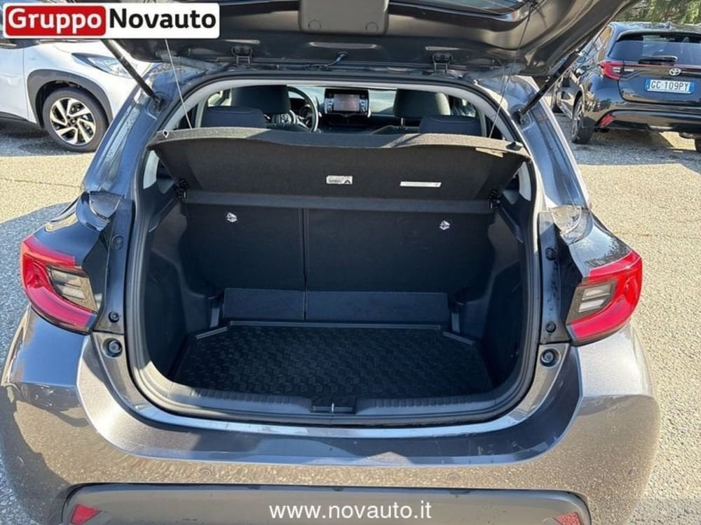 Toyota Yaris Cross usata a Varese (8)