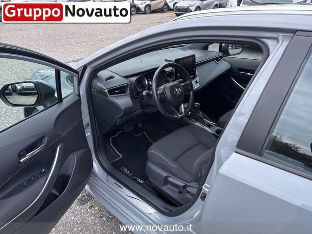 Toyota Corolla Touring Sports usata a Varese (10)