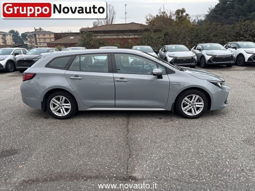 Toyota Corolla Touring Sports usata a Varese (7)