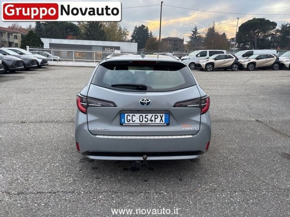 Toyota Corolla Touring Sports usata a Varese (8)