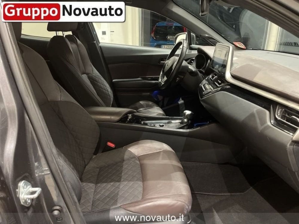 Toyota Toyota C-HR usata a Varese (10)