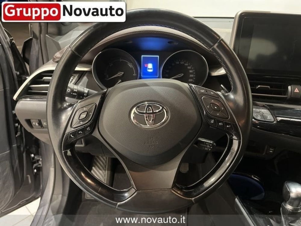 Toyota Toyota C-HR usata a Varese (12)