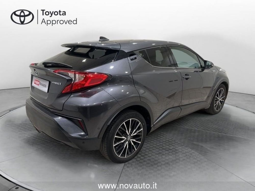 Toyota Toyota C-HR usata a Varese (4)