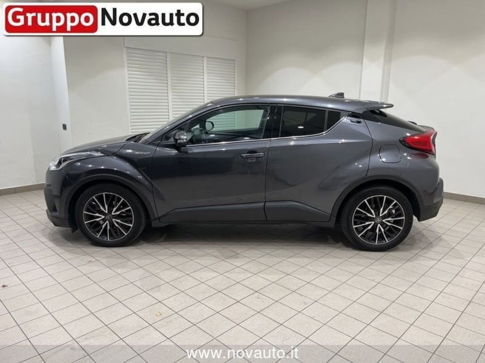 Toyota Toyota C-HR usata a Varese (7)