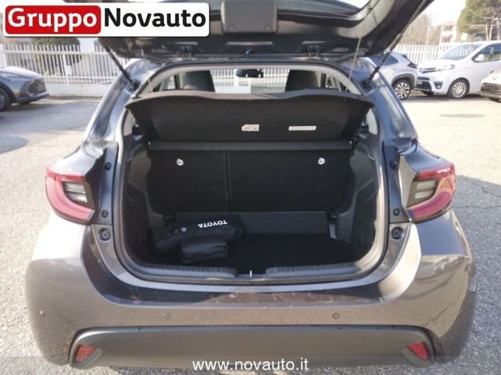 Toyota Yaris Cross usata a Varese (13)