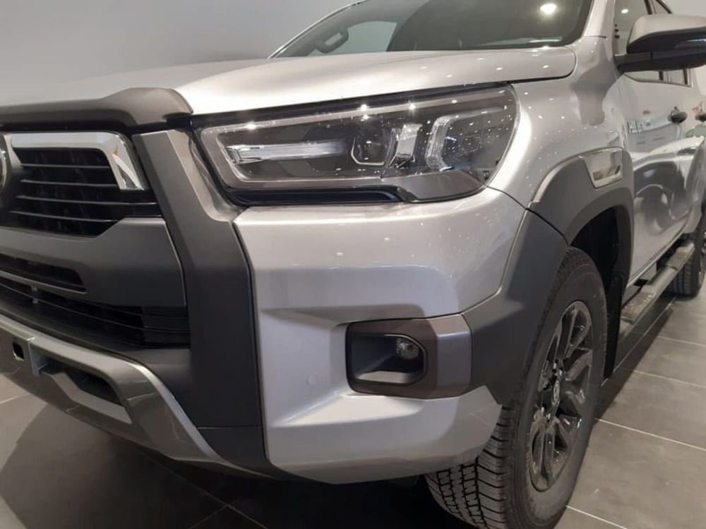 Toyota Hilux nuova a Vicenza (8)