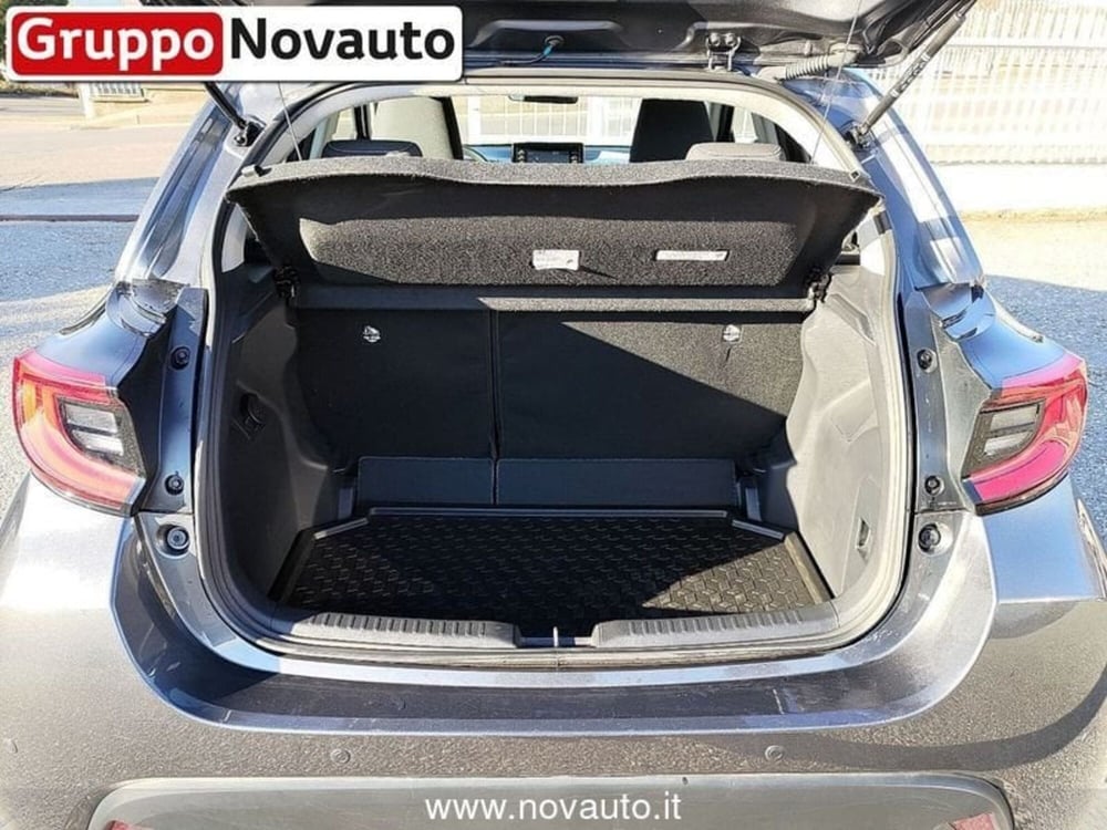 Toyota Yaris Cross usata a Varese (16)