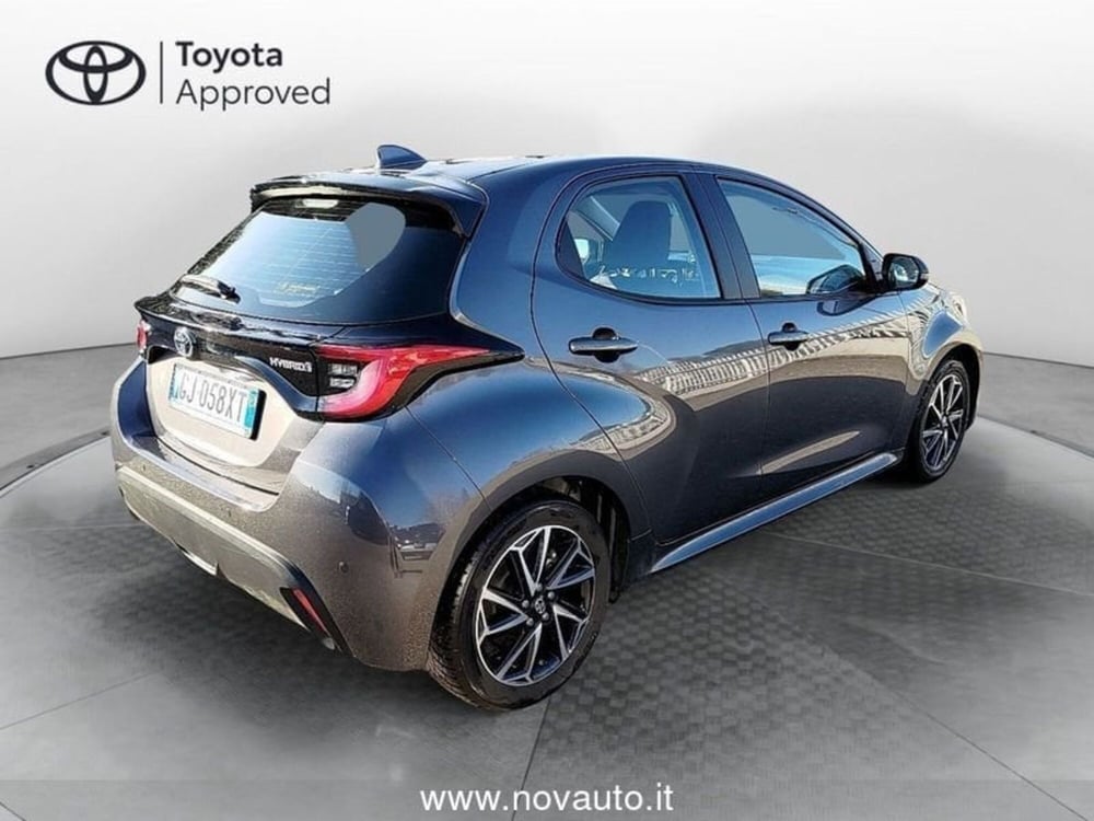 Toyota Yaris Cross usata a Varese (5)