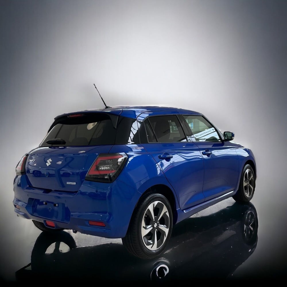 Suzuki Swift nuova a Cremona (5)