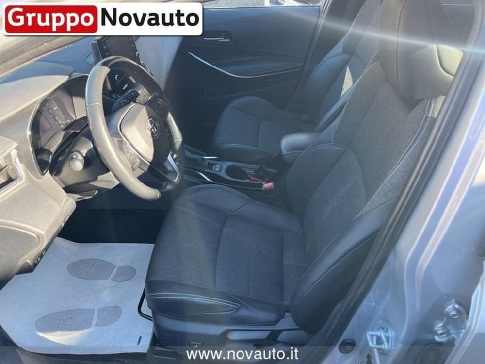 Toyota Corolla Touring Sports usata a Varese (15)