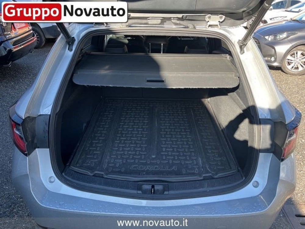 Toyota Corolla Touring Sports usata a Varese (18)