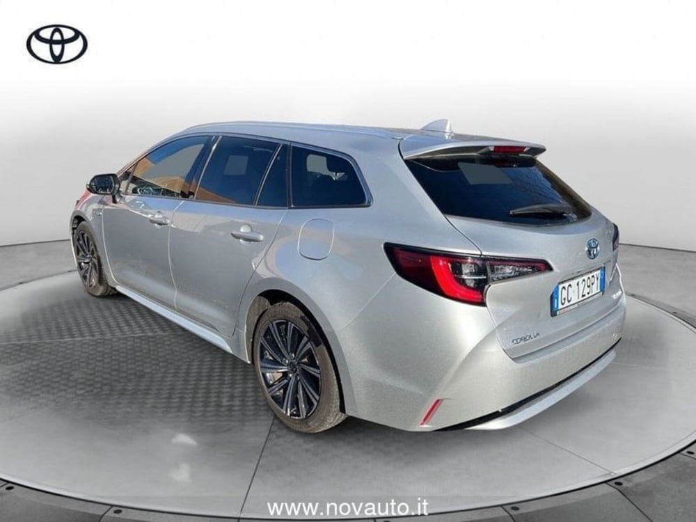 Toyota Corolla Touring Sports usata a Varese (3)