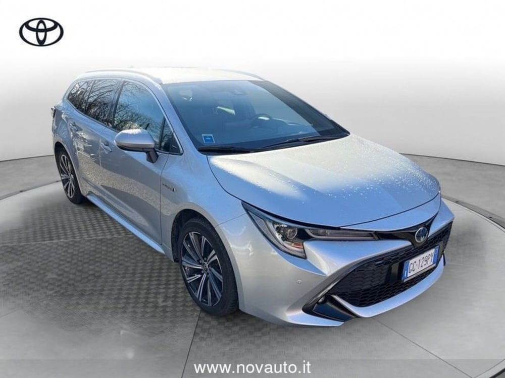 Toyota Corolla Touring Sports usata a Varese (4)