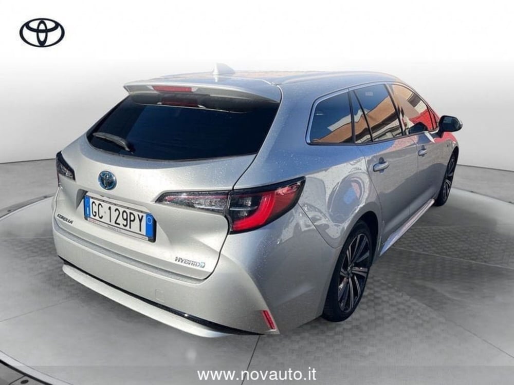 Toyota Corolla Touring Sports usata a Varese (5)