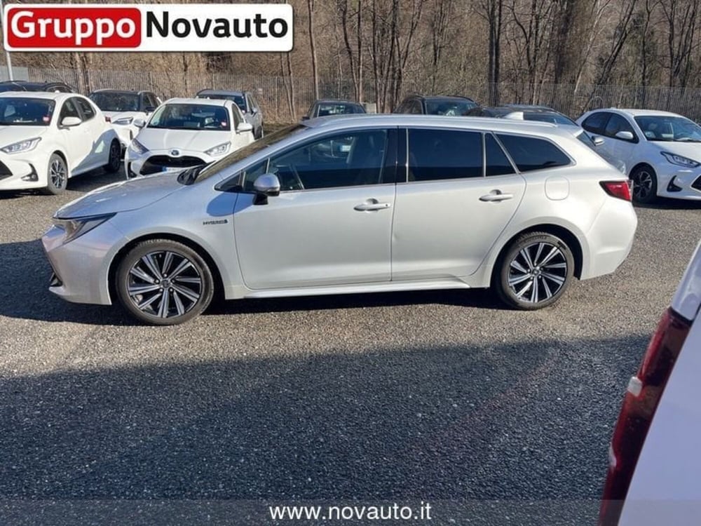 Toyota Corolla Touring Sports usata a Varese (7)