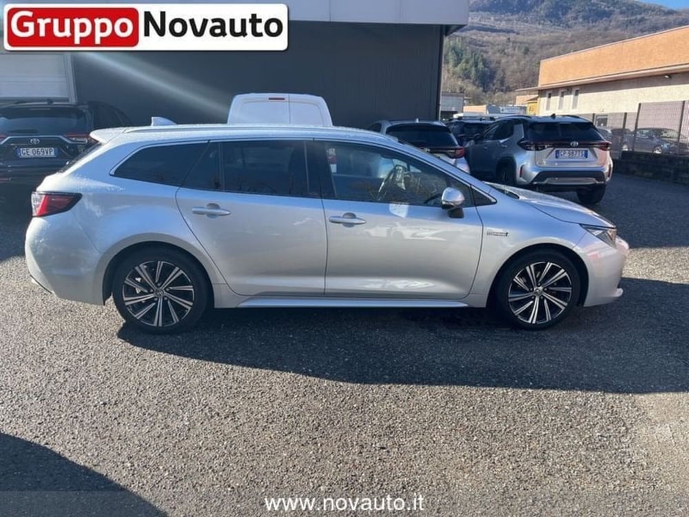 Toyota Corolla Touring Sports usata a Varese (8)