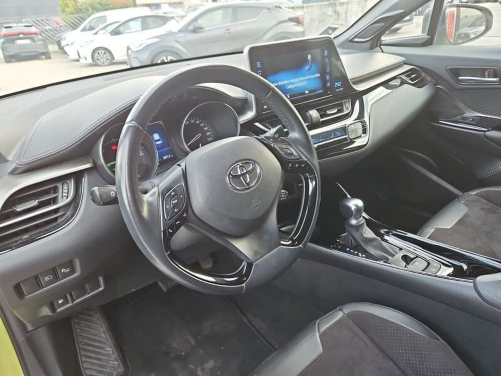 Toyota Toyota C-HR usata a Vicenza (11)