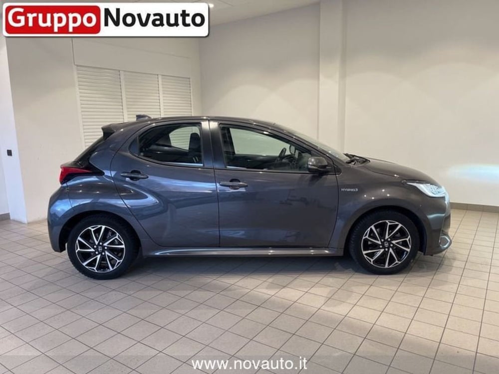 Toyota Yaris Cross usata a Varese (14)