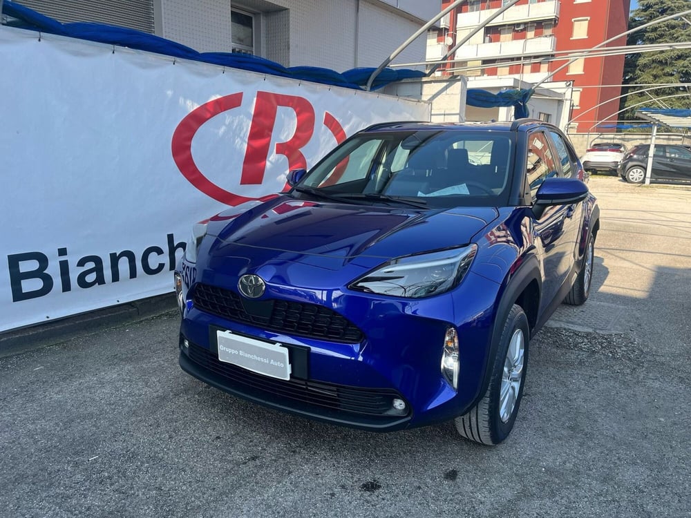 Toyota Yaris Cross nuova a Cremona