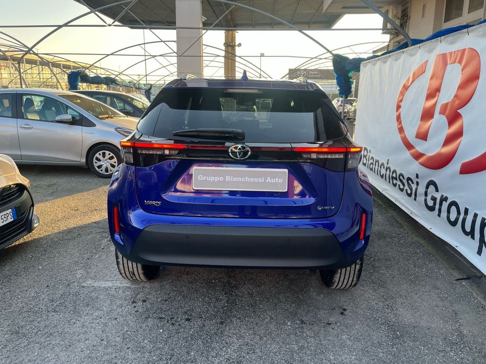 Toyota Yaris Cross nuova a Cremona (6)