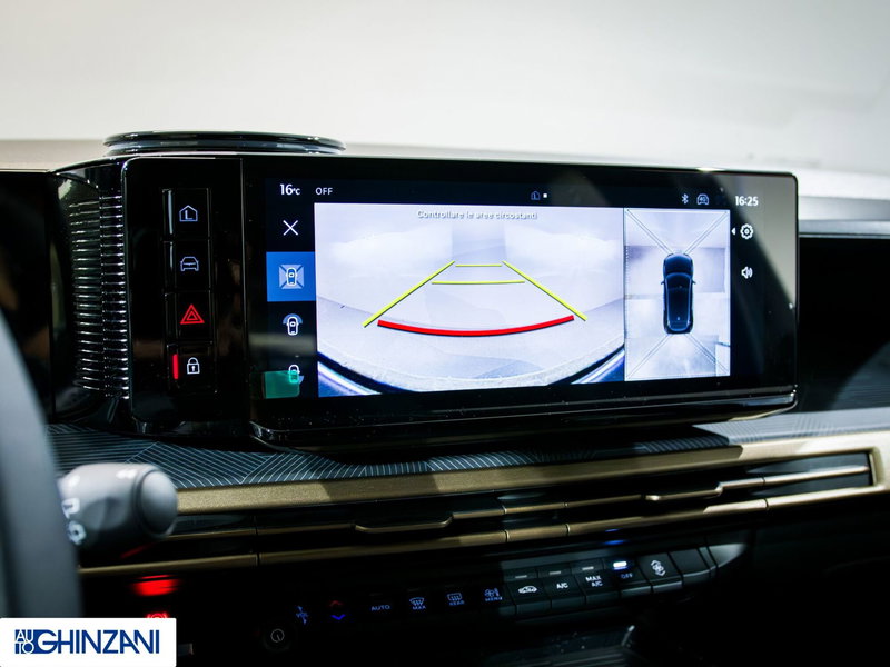 Lancia Ypsilon nuova a Bergamo (19)