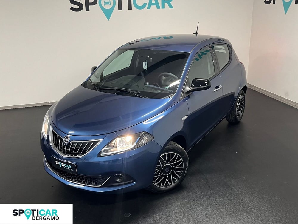 Lancia Ypsilon nuova a Bergamo (2)