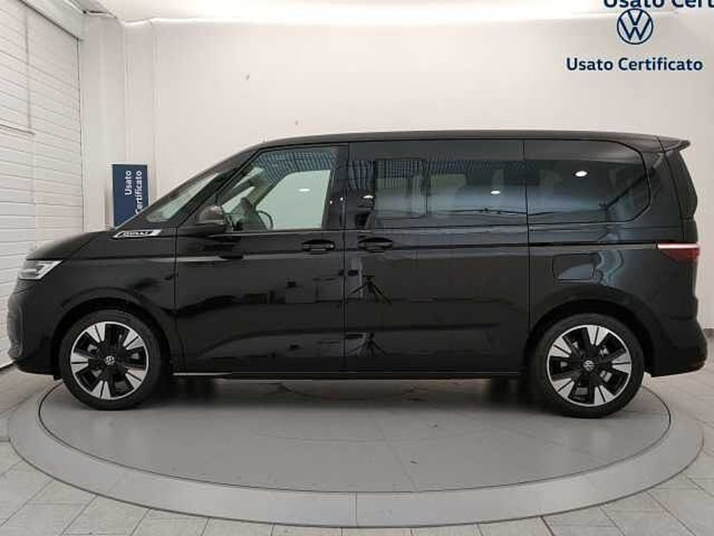 Volkswagen Multivan nuova a Varese (3)