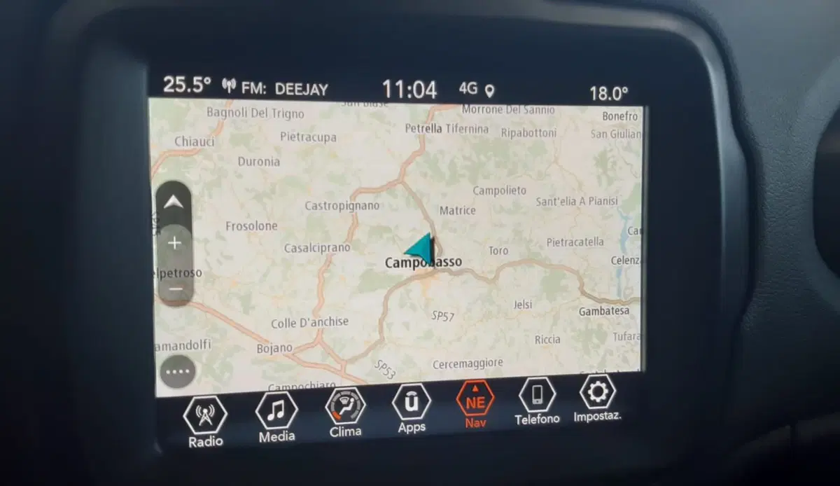 Jeep Renegade nuova a Campobasso (17)