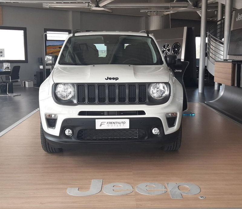 Jeep Renegade nuova a Campobasso (2)
