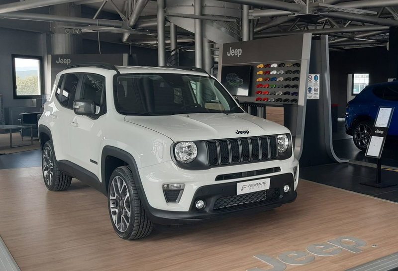 Jeep Renegade nuova a Campobasso (4)