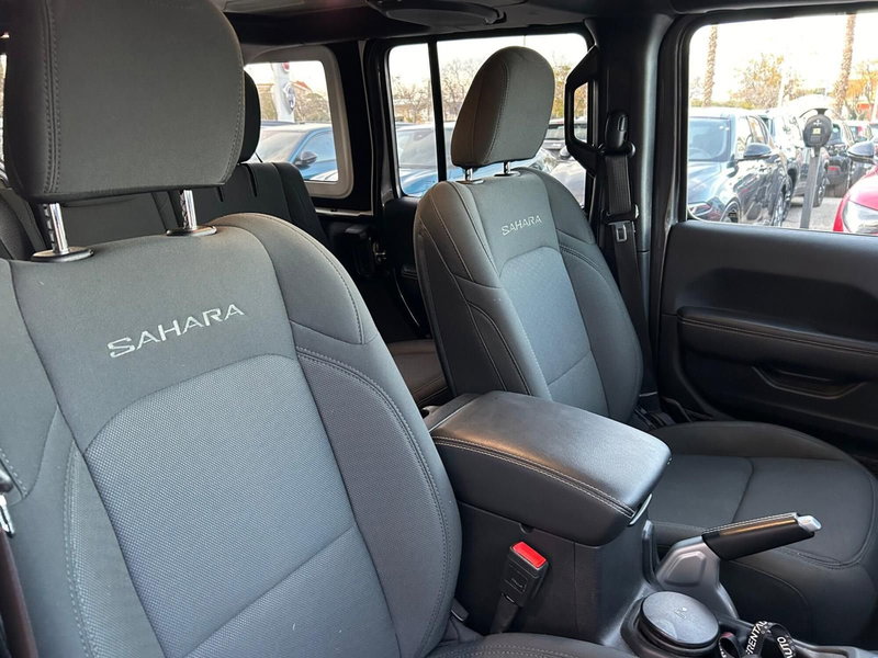 Jeep Wrangler Unlimited usata a Chieti (16)