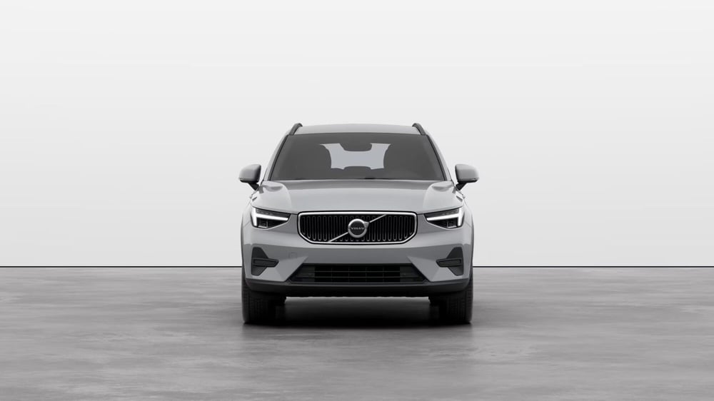 Volvo XC40 nuova a Ferrara (2)